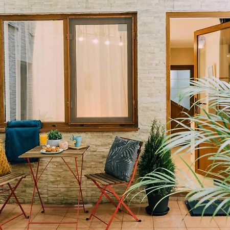 Studio With Private Terrace Next To Cismigiu 부쿠레슈티 외부 사진