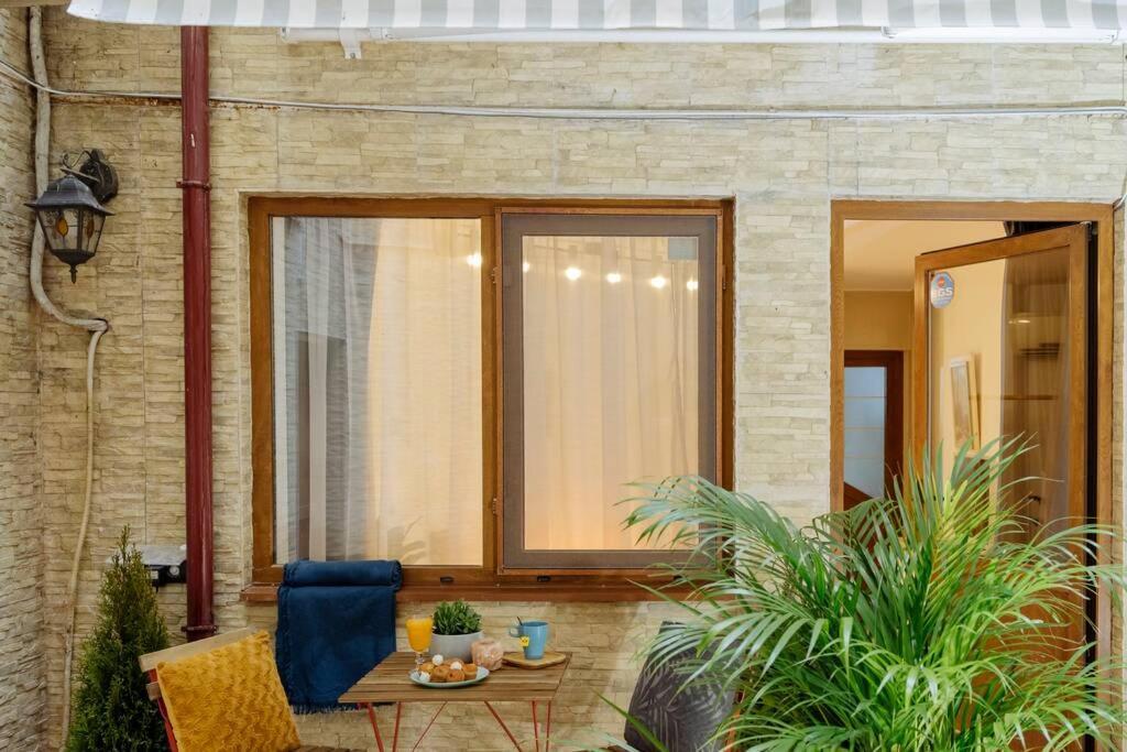 Studio With Private Terrace Next To Cismigiu 부쿠레슈티 외부 사진